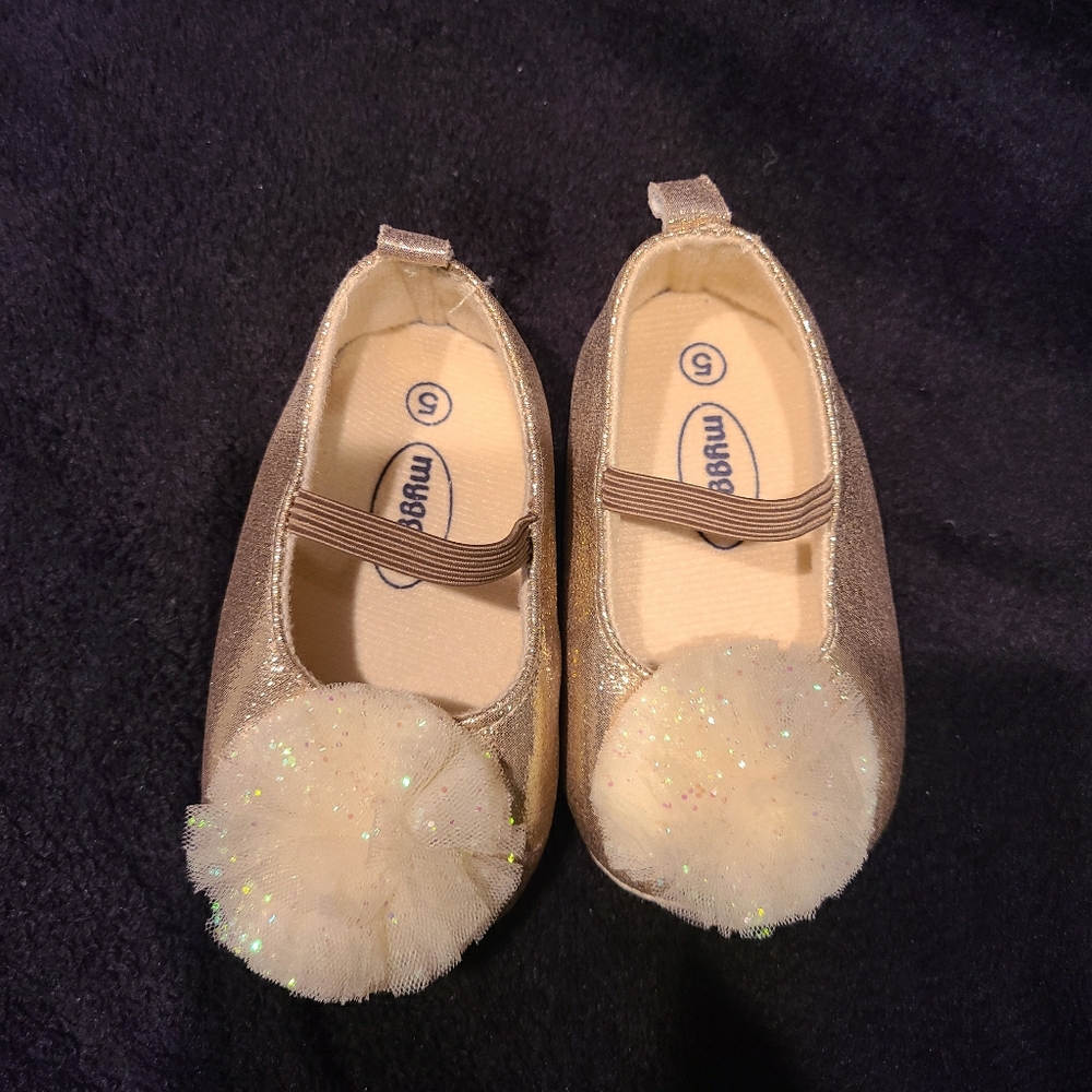 Brand new baby shoes